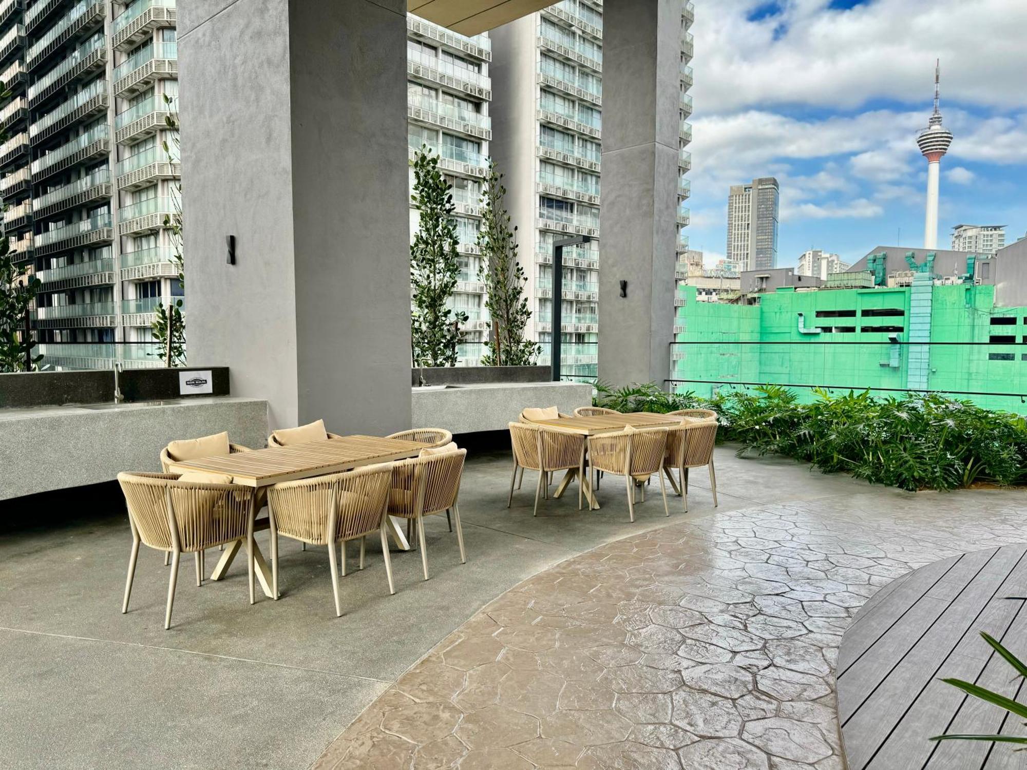 Klcc Suites At Axon By Skypool Kuala Lumpur Exterior foto