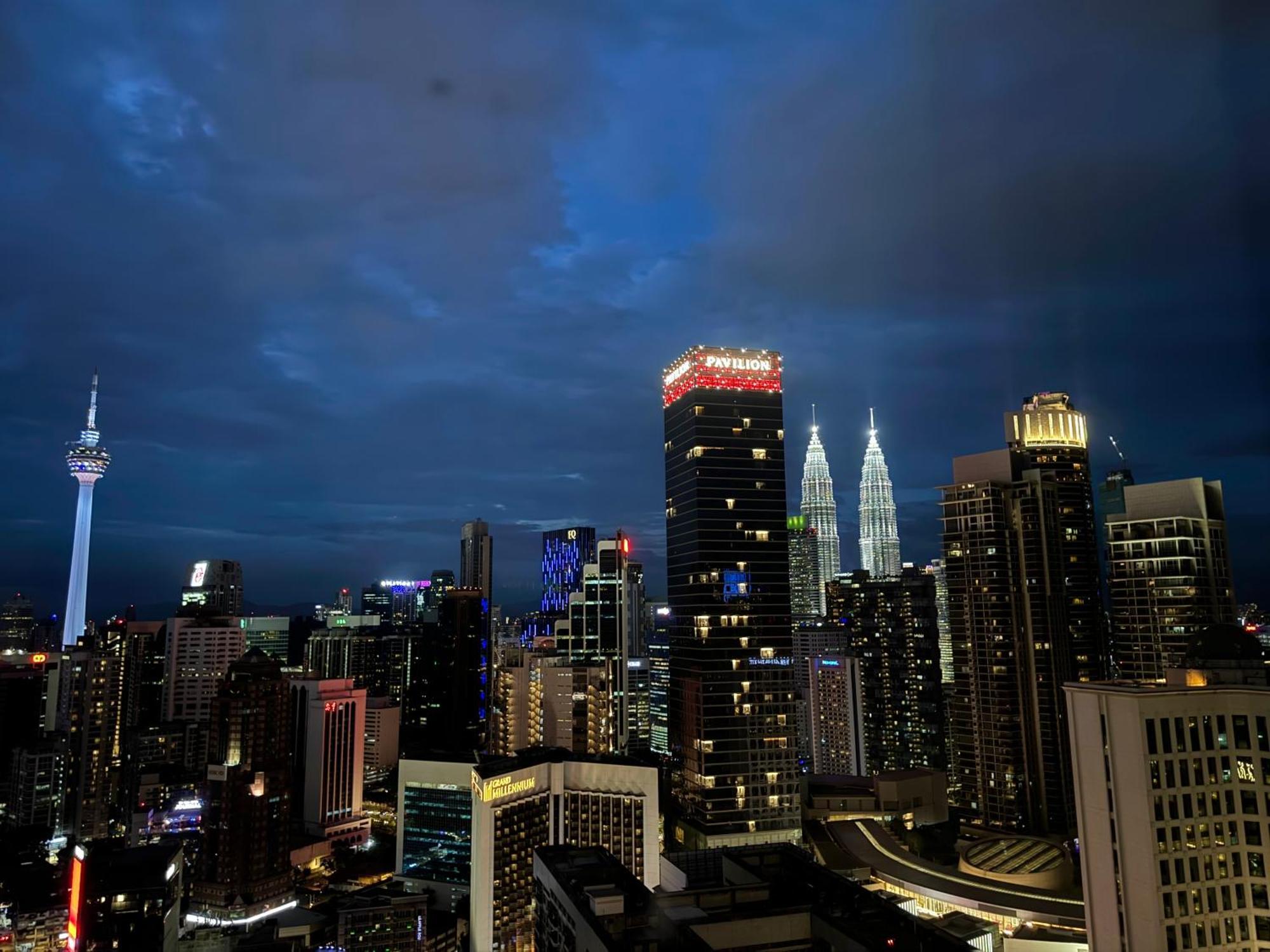 Klcc Suites At Axon By Skypool Kuala Lumpur Exterior foto