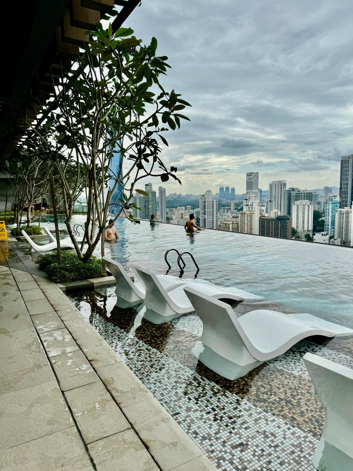 Klcc Suites At Axon By Skypool Kuala Lumpur Exterior foto