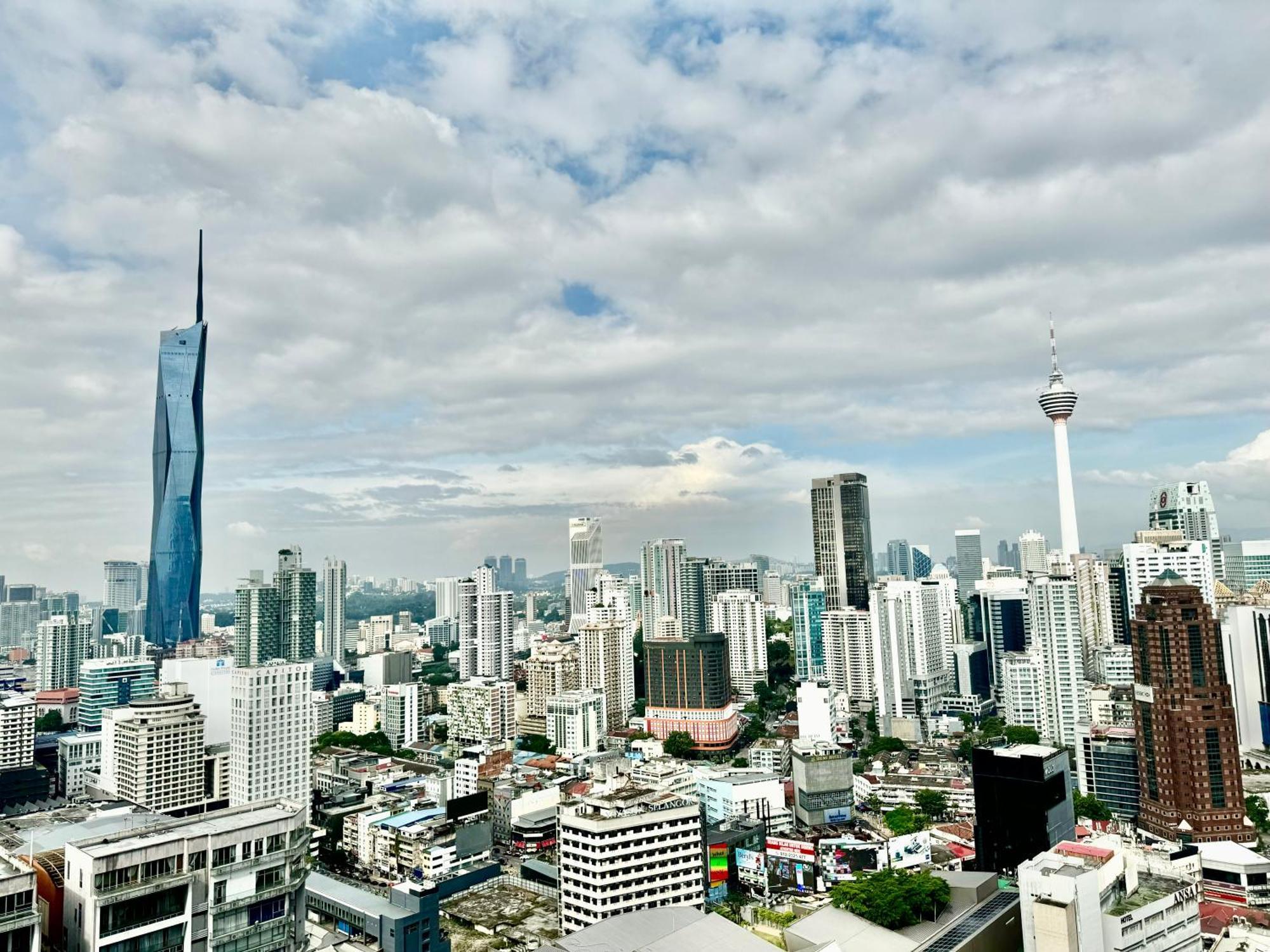Klcc Suites At Axon By Skypool Kuala Lumpur Exterior foto
