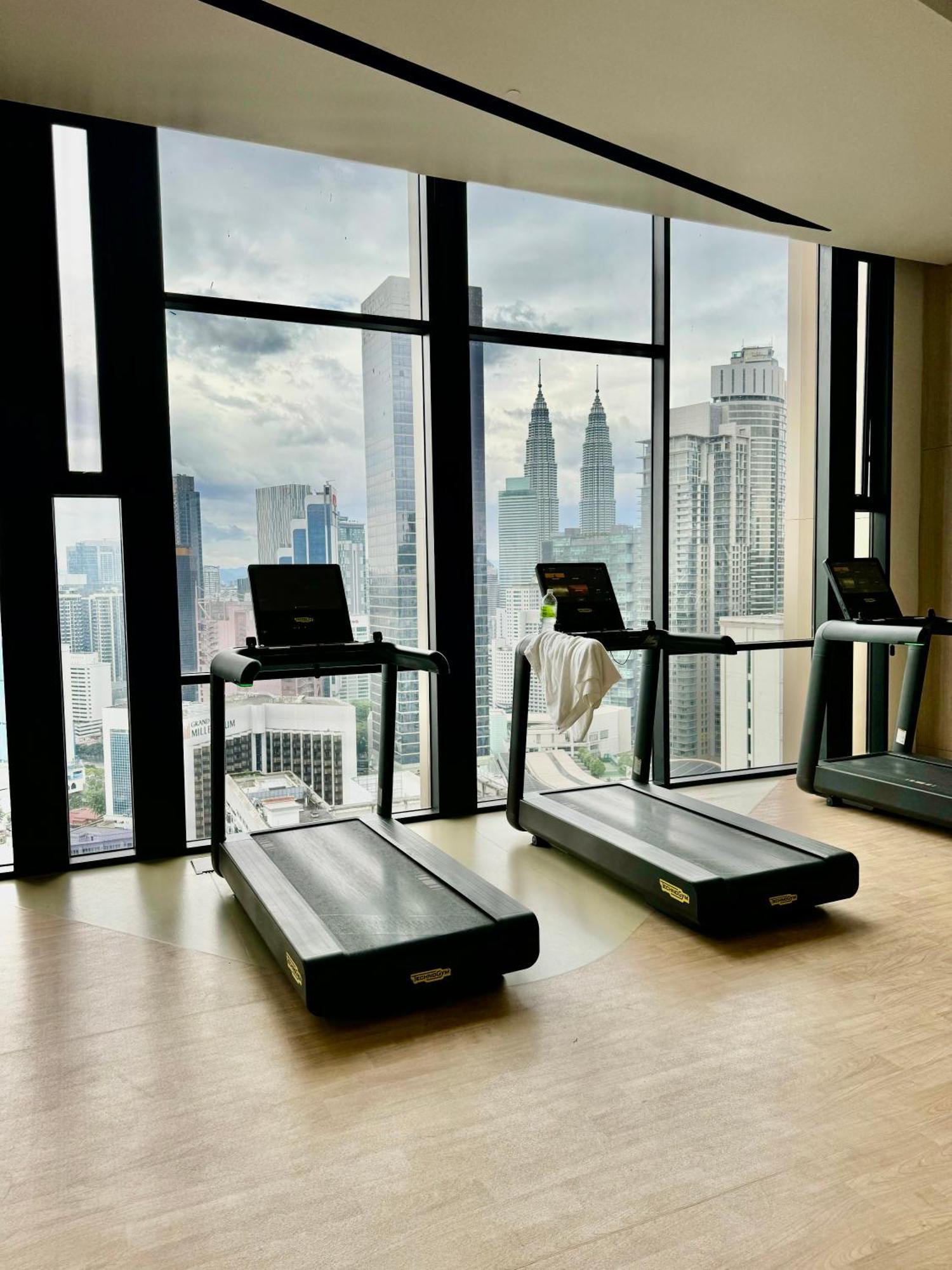 Klcc Suites At Axon By Skypool Kuala Lumpur Exterior foto